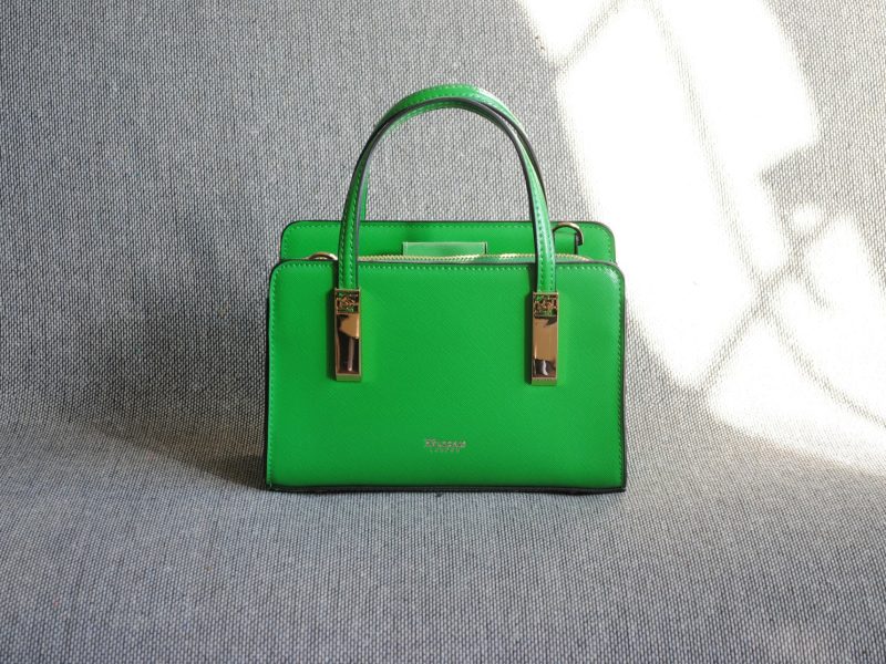 Green Bag || Can carry anywhere