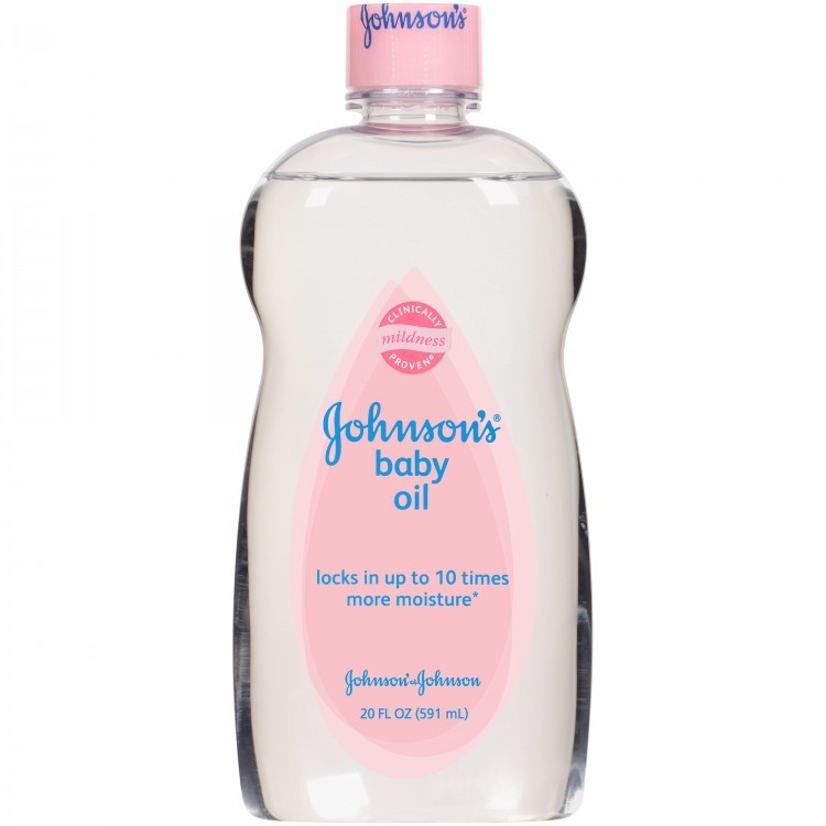 Johnson's Baby Oil Locks in Moisture 50ml Testing